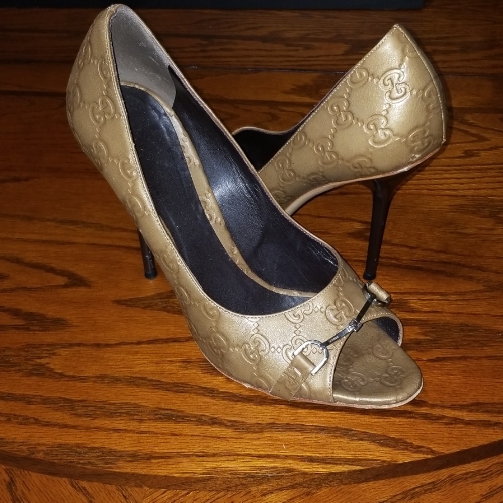 Authentic Gucci Gold Shoes